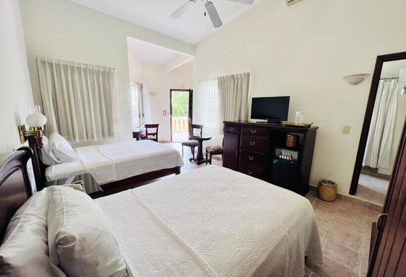 اتاق لوکس, Hacienda Los Laureles