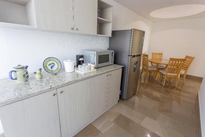 سوئیت با تخت بزرگ, Holiday Inn Queretaro Zona Diamante, An Ihg