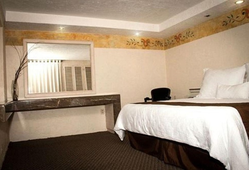 سوئیت مستر, Nehotel Nueva Estancia