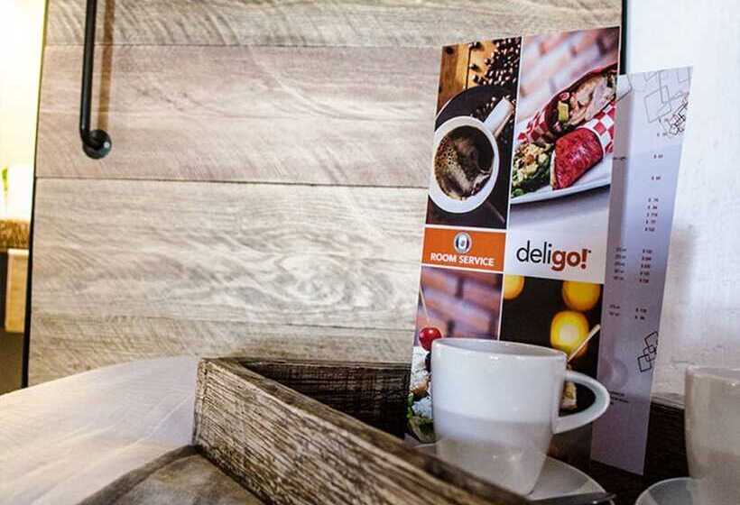 سوییت جونیور لوکس, Nehotel Nueva Estancia