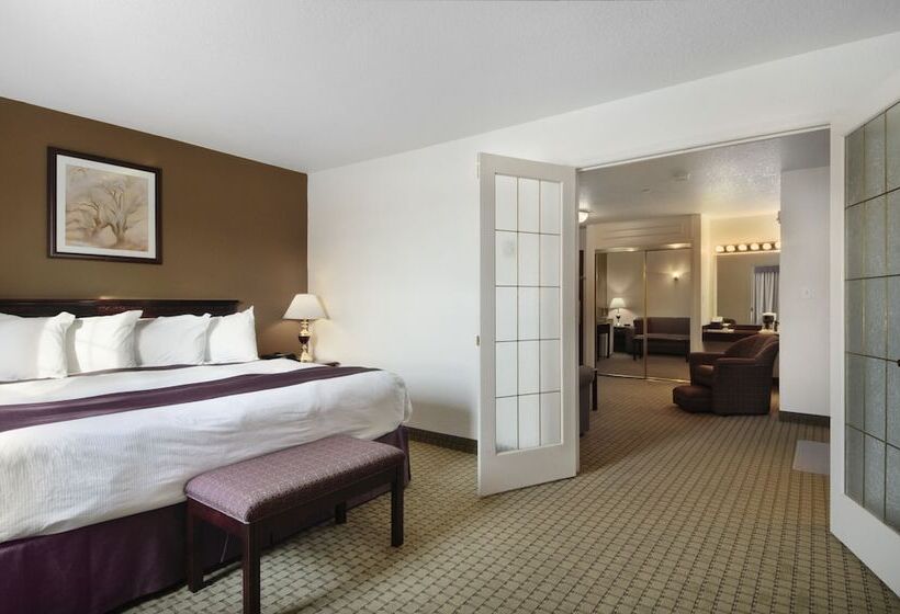 エクゼクティブスイート, Ramada By Wyndham Red Deer Hotel & Suites