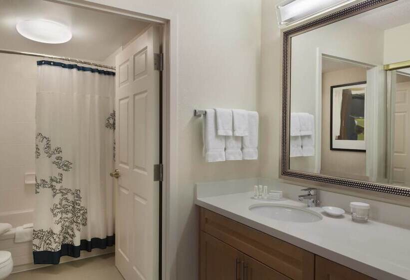 Люкс 2 Спальни, Residence Inn By Marriott Toronto Markham