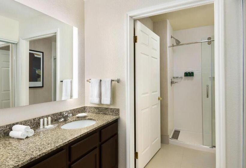 带大床的标准工作室, Residence Inn Phoenix Chandler/fashion Center