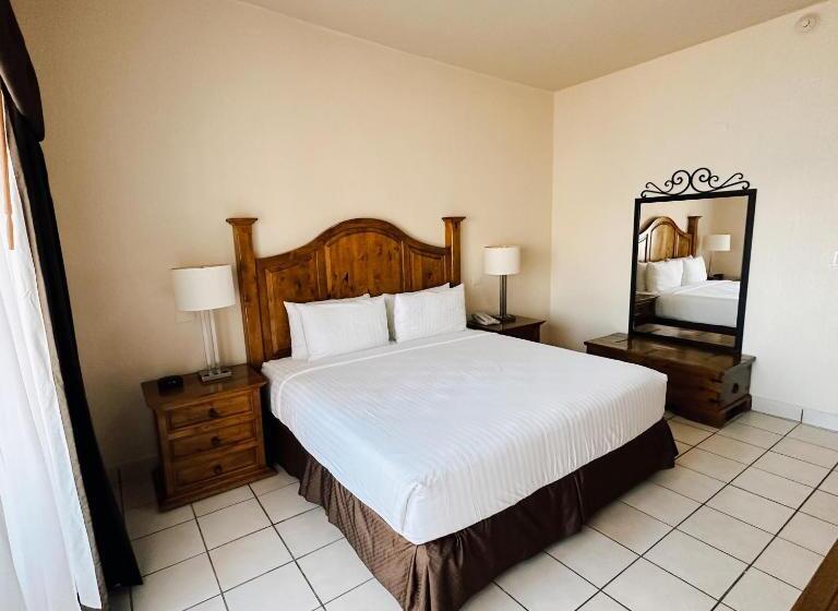 سوییت, Sea Of Cortez Beach Club
