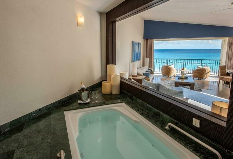Suite Regal, Grand Park Royal Cancun - All Inclusive
