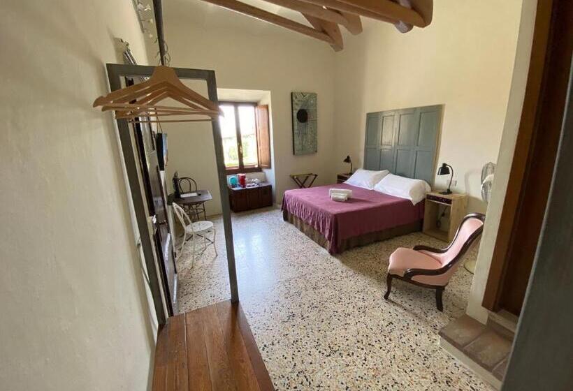 اتاق سوپریور, Rooms And Wine Al Castello