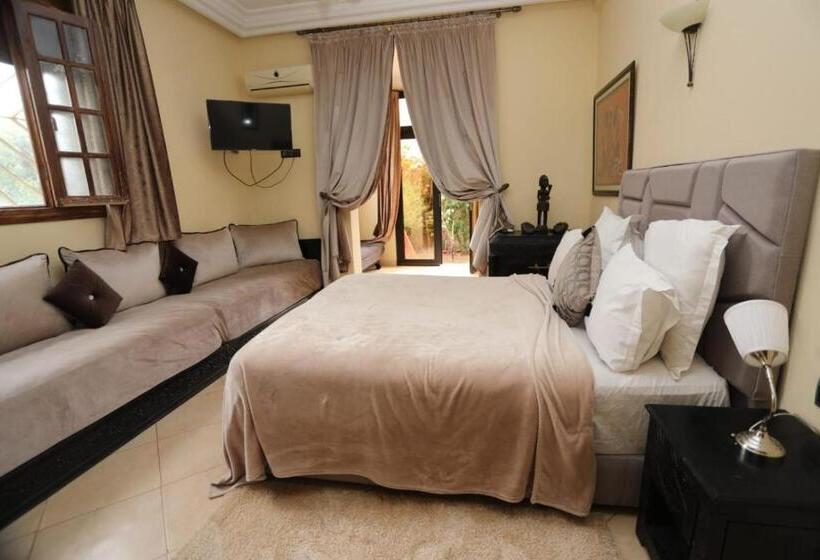 Family Suite, Equi Palace & Spa Near Aeroport