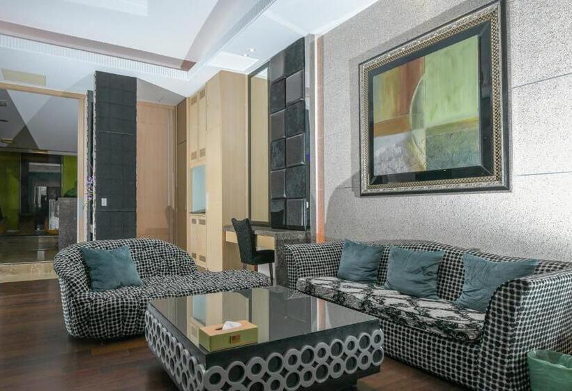 اتاق لوکس چهار تخته, 湖山風景旅館lake Mountain View Motel
