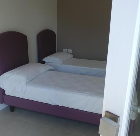 デラックスファミリールーム, Salapia Salis Resort