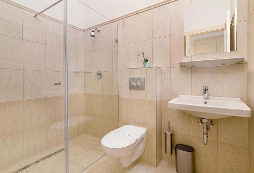 اتاق استاندارد, Domus Peregrini Apartmanok