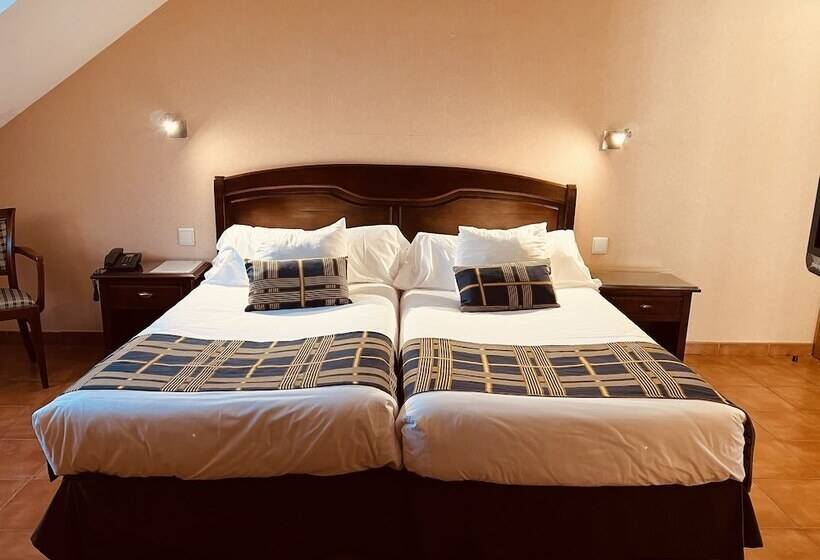 Quarto Superior, Hospedium Hotel Los Lanceros