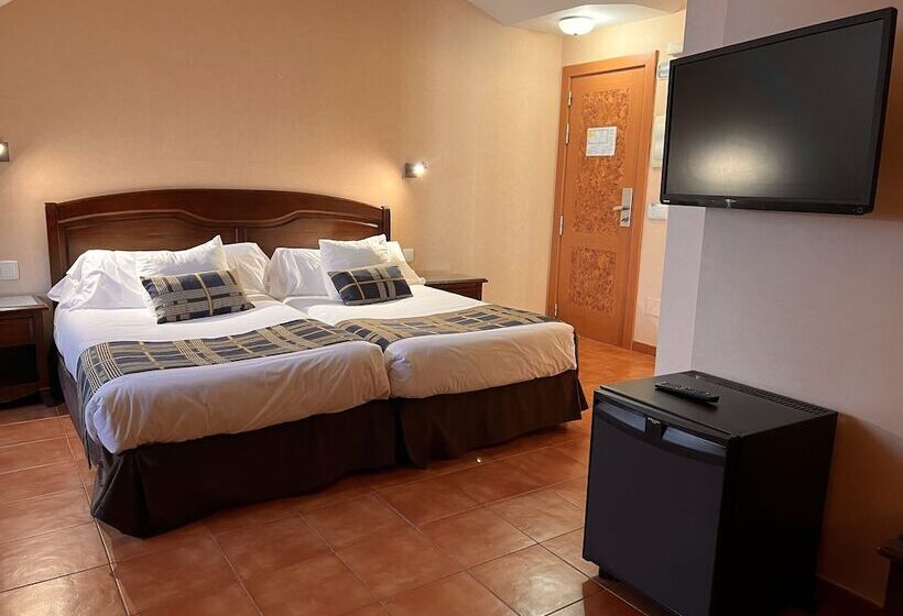 Quarto Superior, Hospedium Hotel Los Lanceros