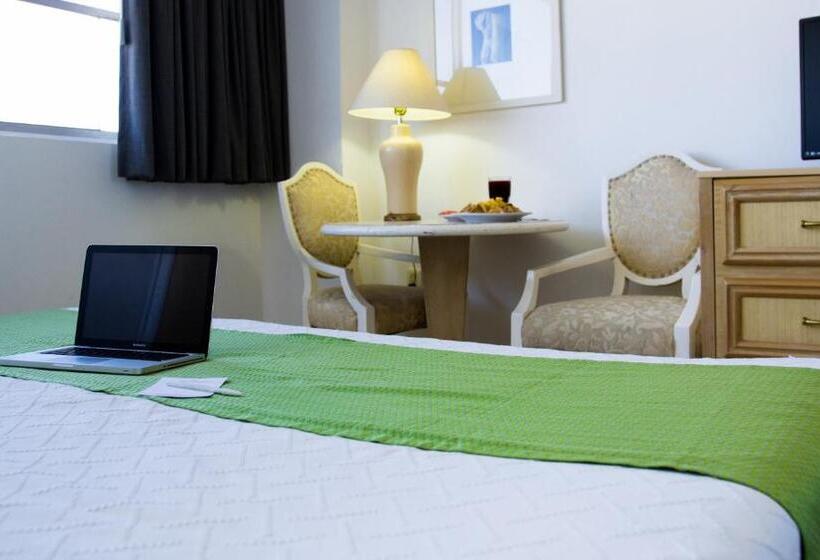 Quarto Estandar Individual, De Casa Blanca