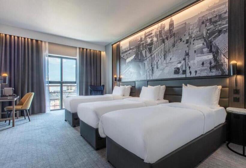 Номер Superior, Voco Belfast, An Ihg