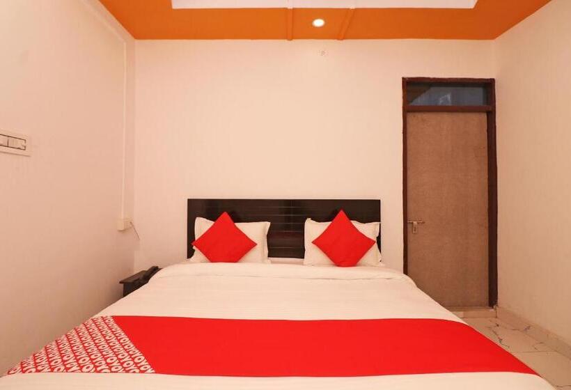 三人经典房间, Oyo 37918  Signature Inn