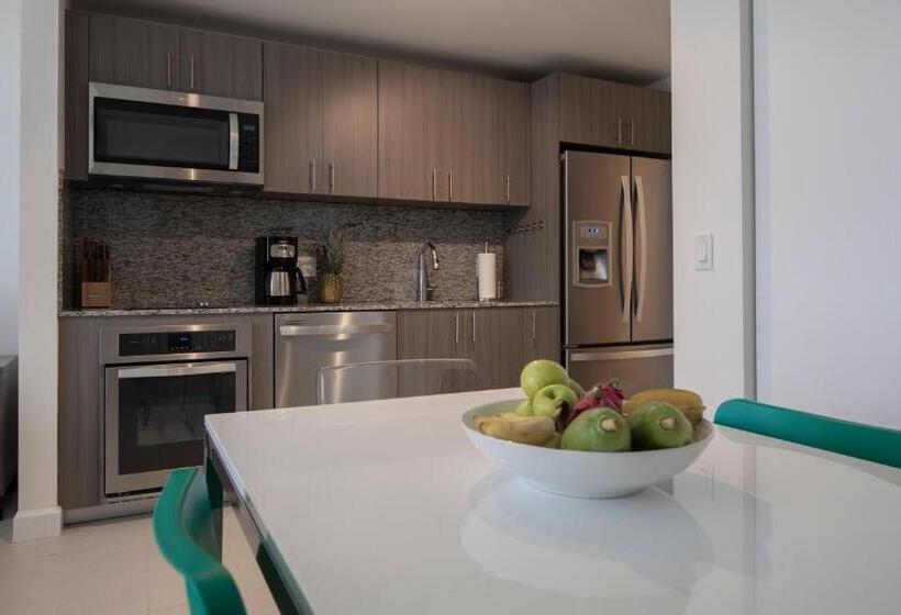 스탠다드 스튜디오, Provident Grand Luxury Shortterm Residences