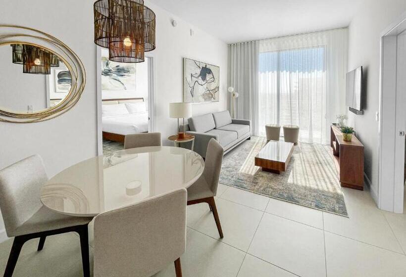 2 Bedroom Apartment with Views, Provident Grand Luxury Shortterm Residences