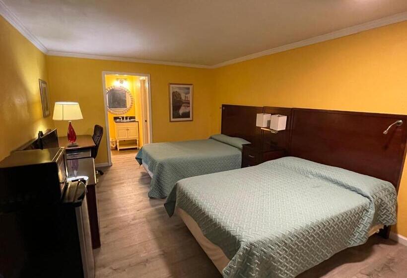 Номер Стандарт, Dragon Inn & Suites