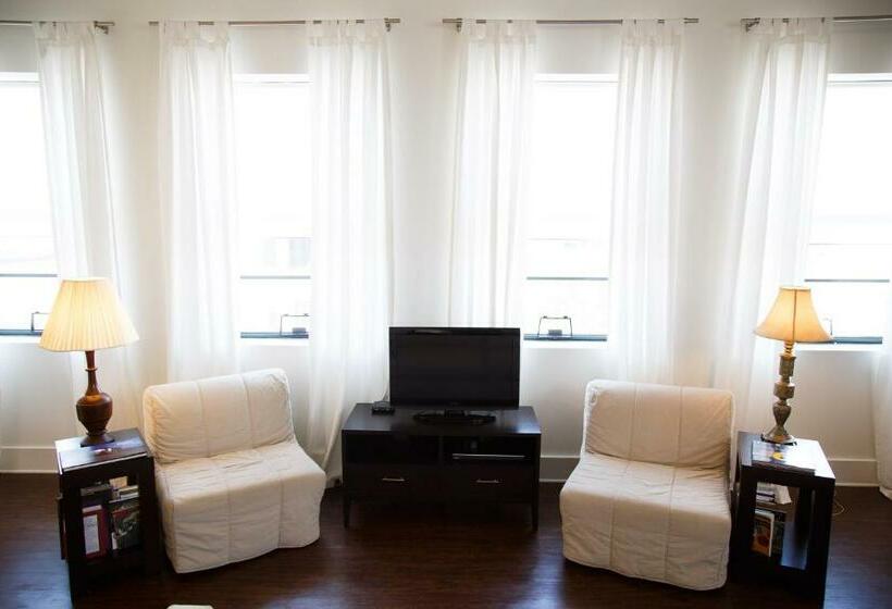 Номер Стандарт, The Lofts At The Five & Dime