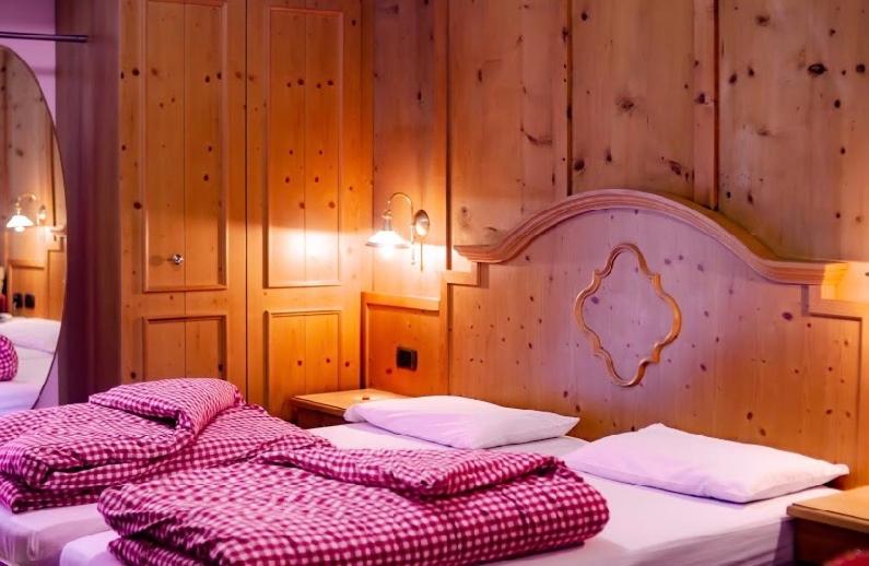 Номер Стандарт с Балконом, Albergo Centrale