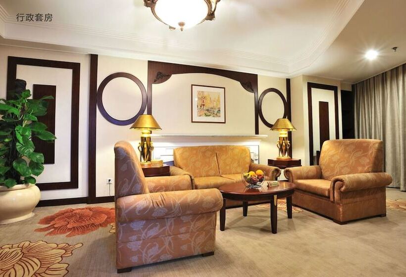 Президентский Люкс, Fuzhou Meilun Hotel