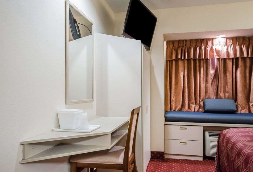 سوییت, Econo Lodge Inn & Suites Evansville