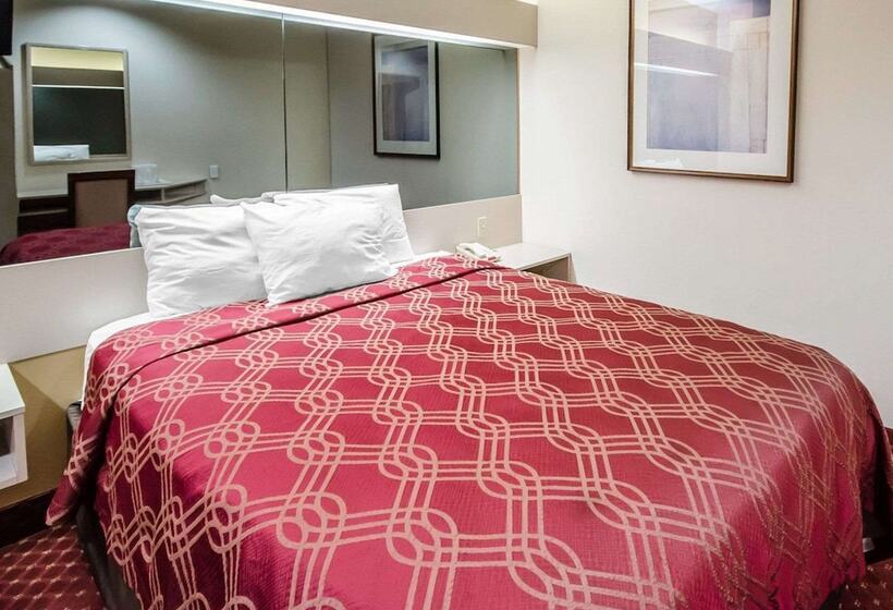 سوییت, Econo Lodge Inn & Suites Evansville