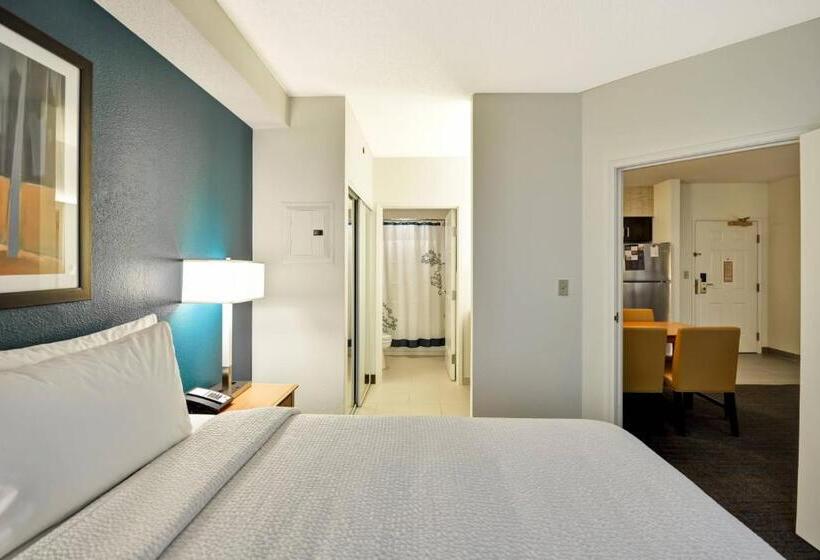سوئیت با چشم‌انداز, Residence Inn Lexington South Hamburg Place