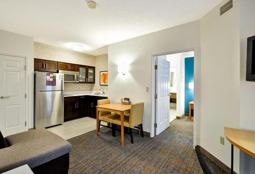 سوئیت با چشم‌انداز, Residence Inn Lexington South Hamburg Place