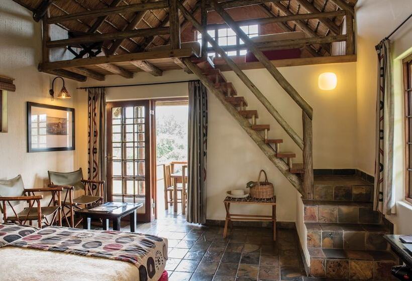 کلبه ییلاقی, Hippo Hollow Country Estate