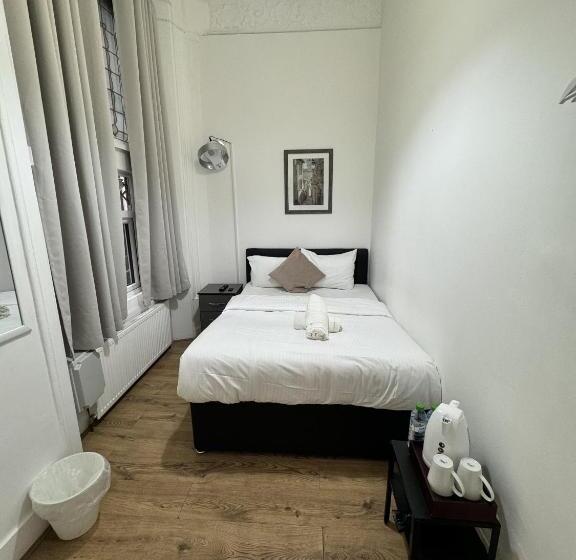 اتاق اکونومی, Gallery Hyde Park Hostel