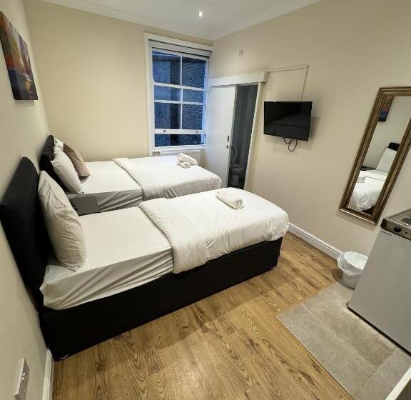 اتاق استاندارد سه نفره, Gallery Hyde Park Hostel
