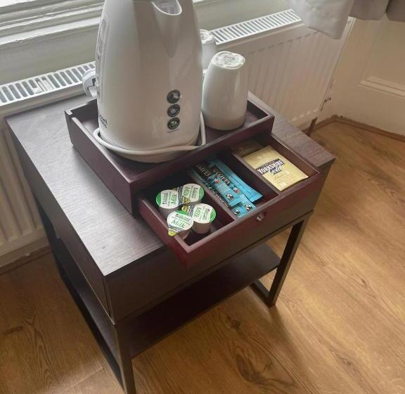 اتاق استاندارد یک نفره, Gallery Hyde Park Hostel