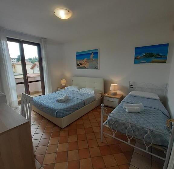 اتاق راحتی سه تخته, B&b Villa Bucceri