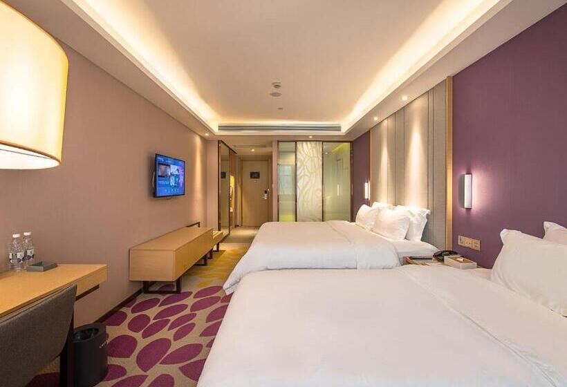 Семейный Номер Deluxe, Lavande Hotels·guangzhou Beijing Road Pedestrian Street Haizhu Square Metro Station