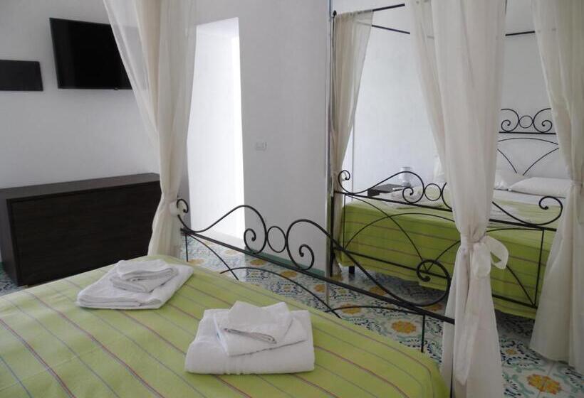 سوئیت با تخت بزرگ, Da Franco Relax & Pool