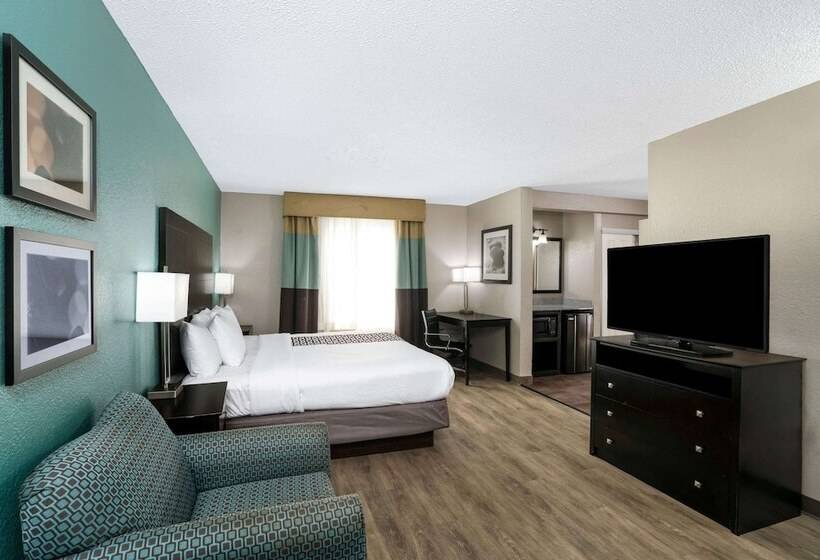 带2个卧室的套房, La Quinta By Wyndham Lebanon