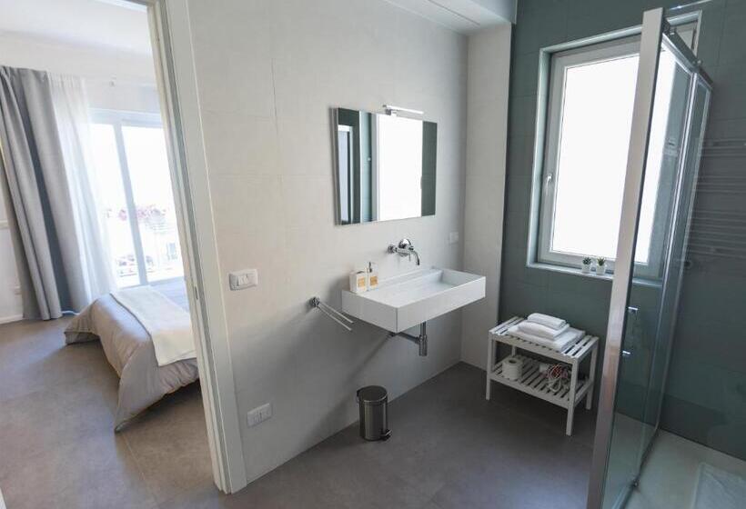 اتاق استاندارد با تخت بزرگ, B&b A Due Passi Dal Mare