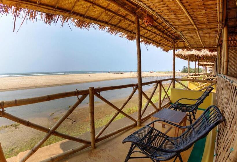 Хижина, Beach Street Eco Resort & Spa
