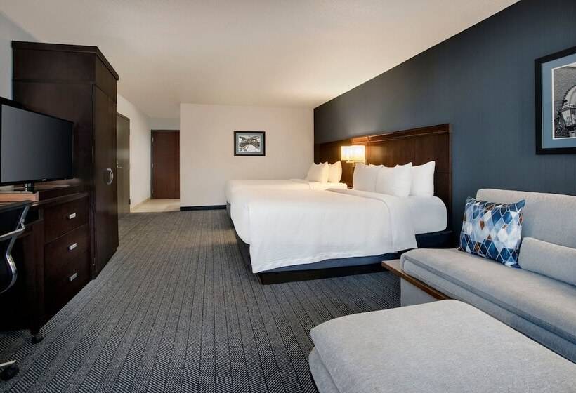 Номер Deluxe с Балконом, Courtyard Worcester