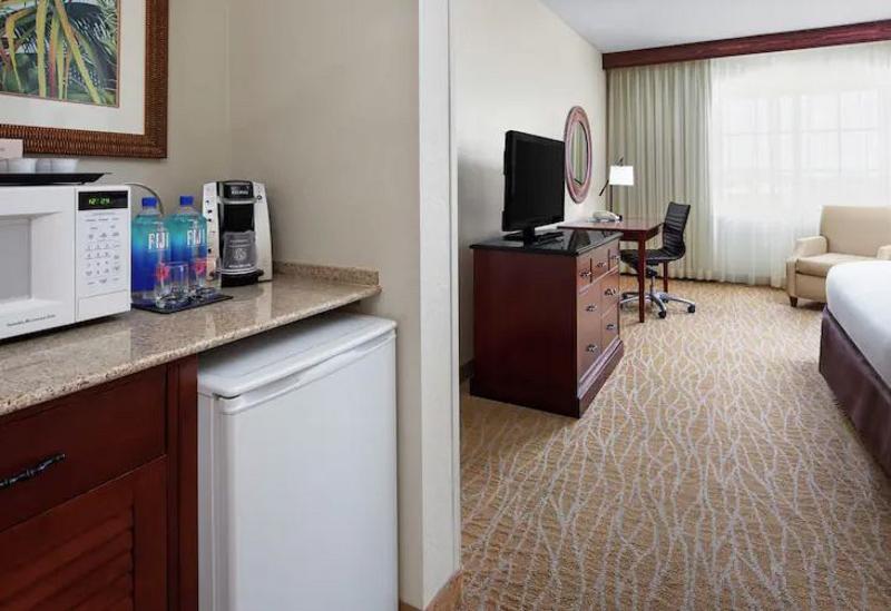带大床的标准间, Doubletree By Hilton  Sunrise  Sawgrass Mills