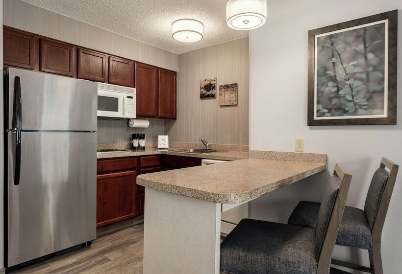 Люкс Адаптированный для Инвалидов, Homewood Suites Erie