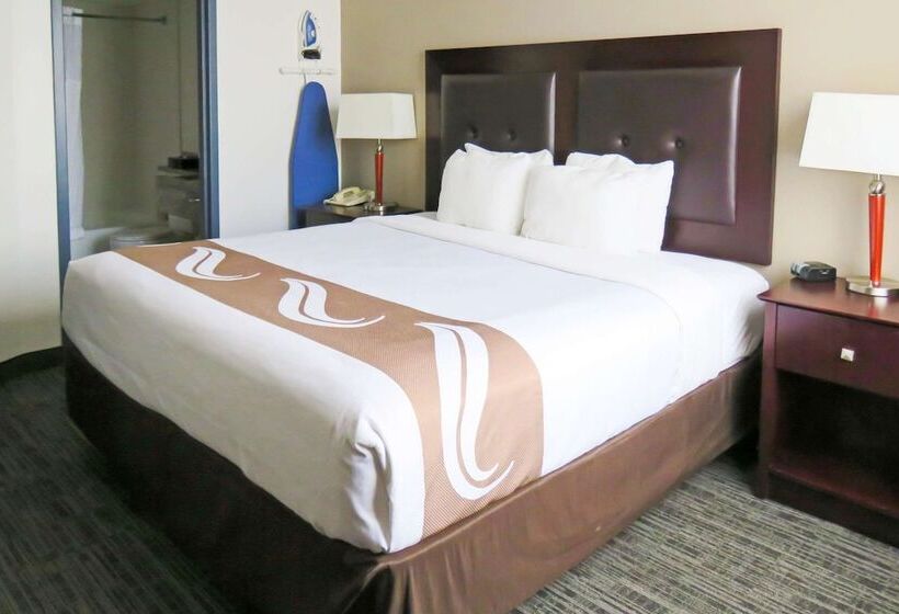 套房, Quality Inn & Suites Everett