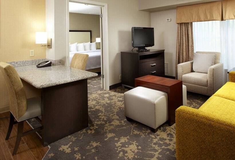 سوییت, Trellis West Charlotte