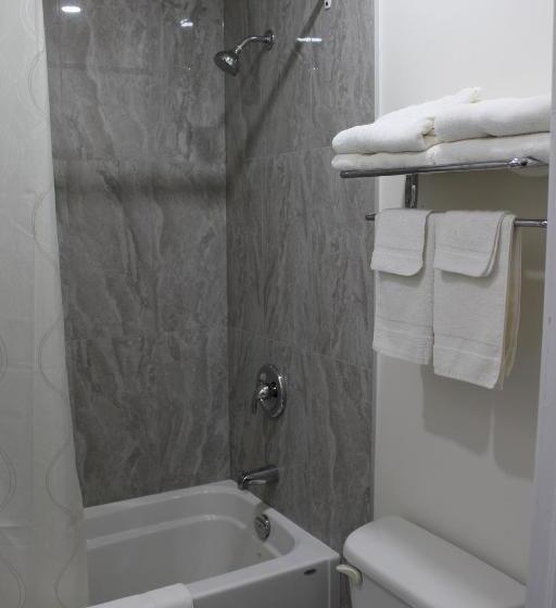 带2个双人床的标准工作室, Sauble Beach Lodge
