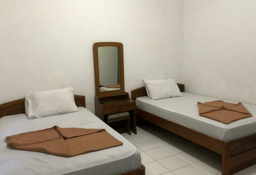 Номер Стандарт, Baru Inn Batu Redpartner