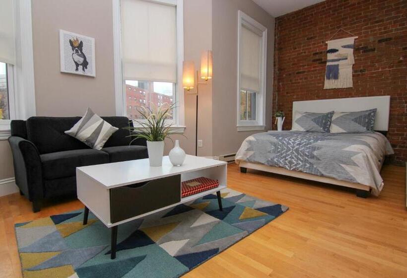 Студия Стандарт, Charming Studio In Boston Brownstone, C.ave#5
