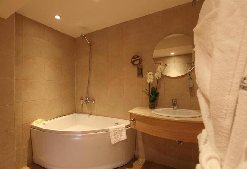 Люкс с Балконом, Belchin Garden Spa&wellness