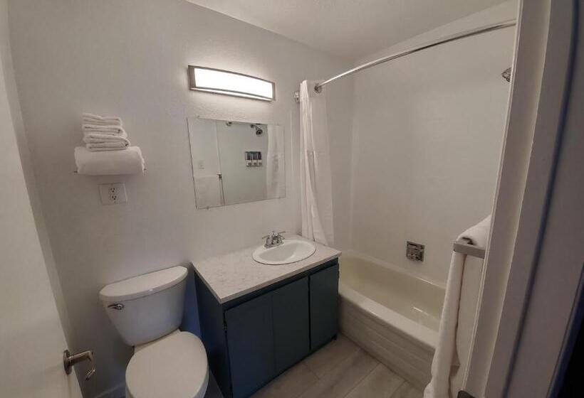 Номер Стандарт, Celadon Lodge