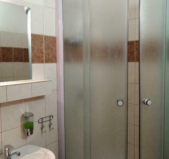 آپارتمان 1 خوابه همکف, Penzión Inštitút